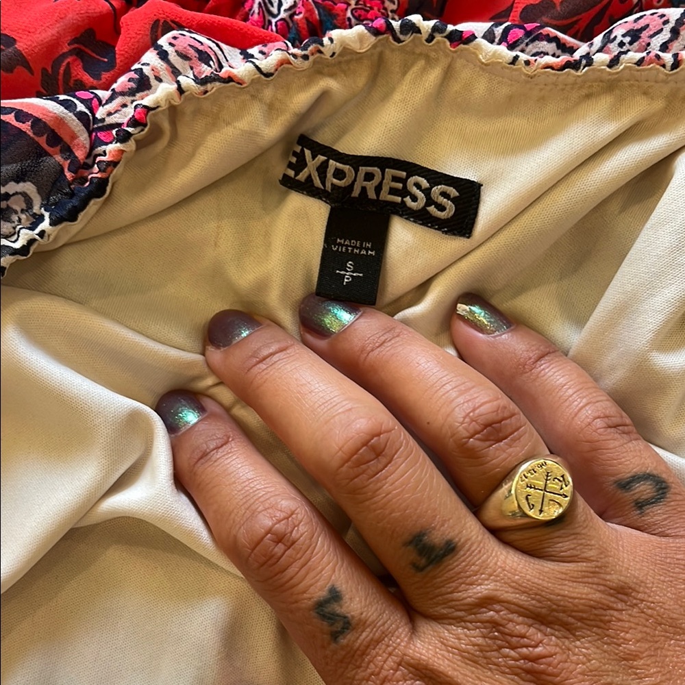 Open Back Express Dress - Picture 5 of 5